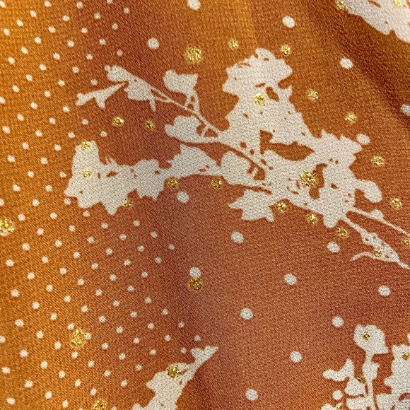 Gorgeous flowy floral ruffle dress - Picture 6 of 8